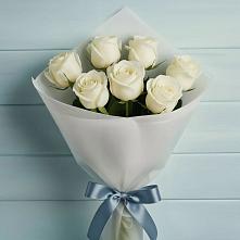 Букет 7 Белых роз Эдлесс Лав в Новорайчихинске
