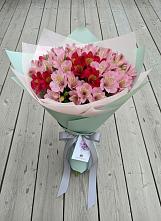 Букет цветов из:  Альстромерии #REPLACE_PRED# Новорайчихинске