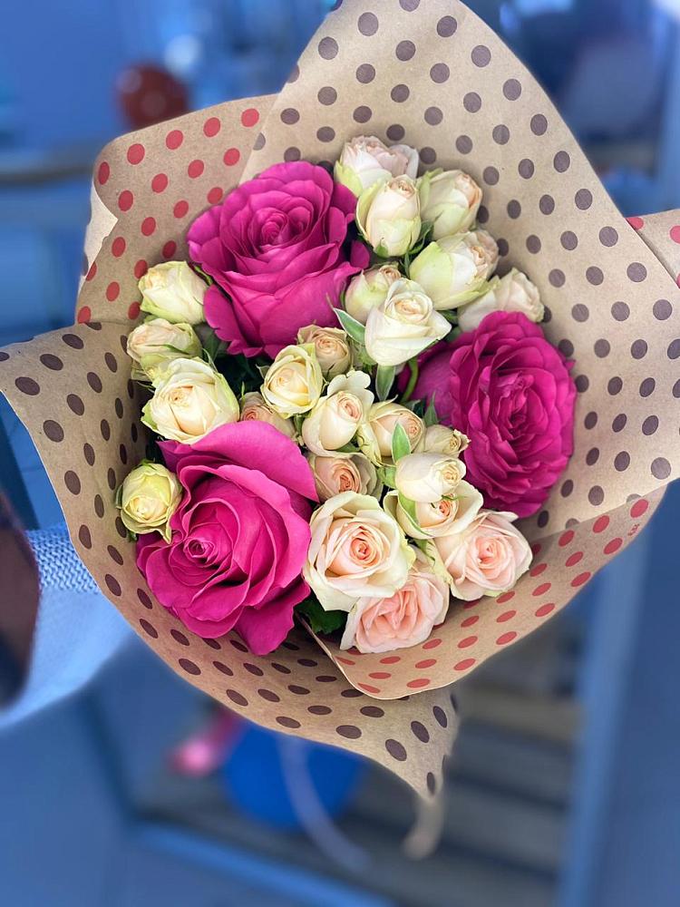 Букет цветов из: Розы в Новорайчихинске