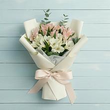 Букет цветов из:  Альстромерии в Новорайчихинске