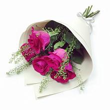 Букет цветов из:  Розы в Новорайчихинске