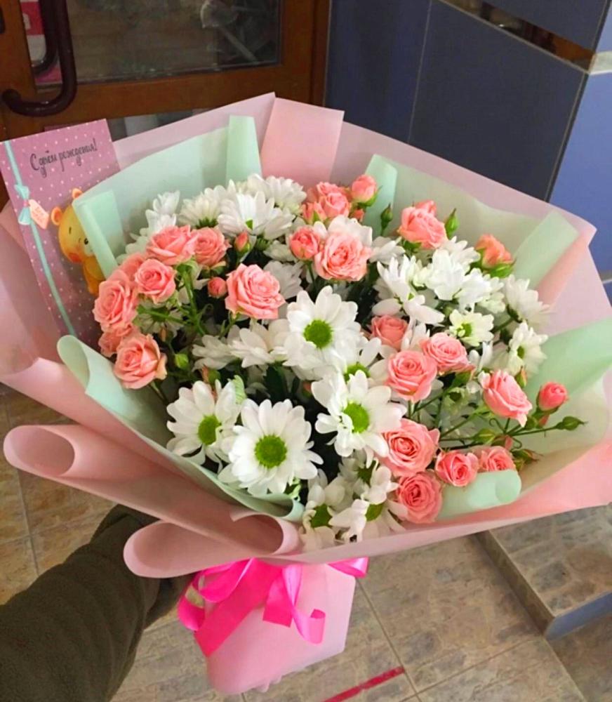 Букет цветов из: Розы и Хризантемы в Новорайчихинске