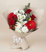 Букет цветов из:  Розы, Хризантемы, Герберы и Лилии в Новорайчихинске