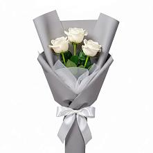 Букет 3 белые розы #REPLACE_PRED# Новорайчихинске