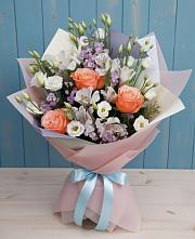 Букет цветов из:  Лизиантусы, Розы, Альстромерии и Гипсофила #REPLACE_PRED# Новорайчихинске
