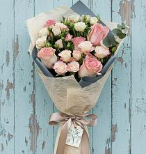 Букет цветов из:  Розы в Новорайчихинске