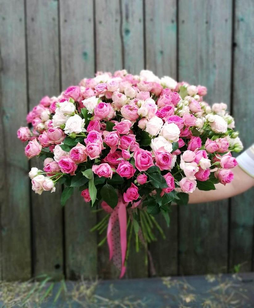 Букет Розовые кустовые розы Натали и Лав Лидия в Новорайчихинске